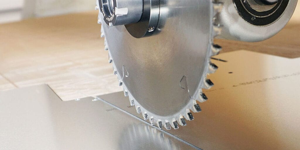 how to cutting aluminium composite panel